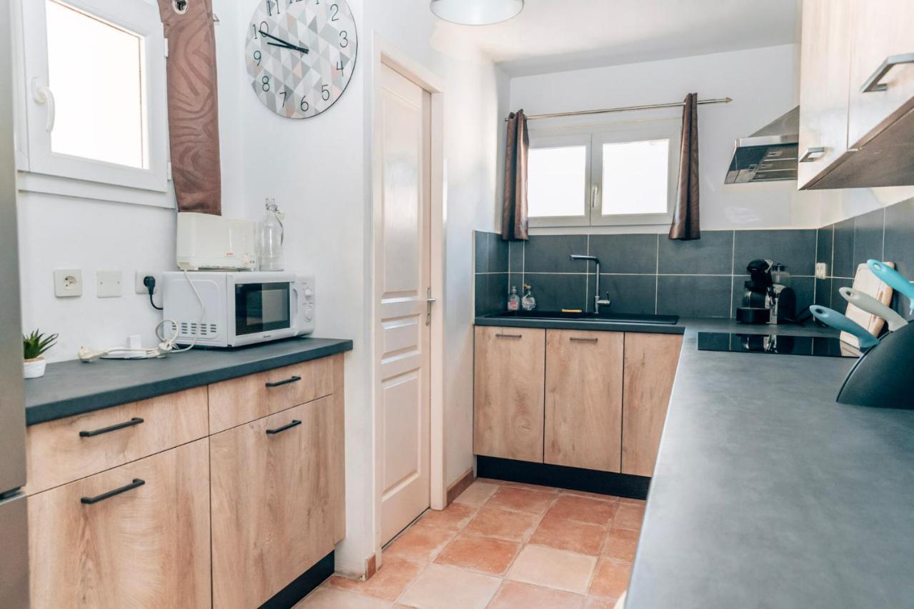 Maison Familiale Avec Piscine Privee, A Pied, Frais Obligatoires A Regler A L'arrivee, Linge 15e Par Pers & Menage 70e Par Sejour Profil Mandatory Fees In Cash To Be Paid On Arrival Linen 15e Per Person 70e Housekeeping Per * Sainte-Maxime