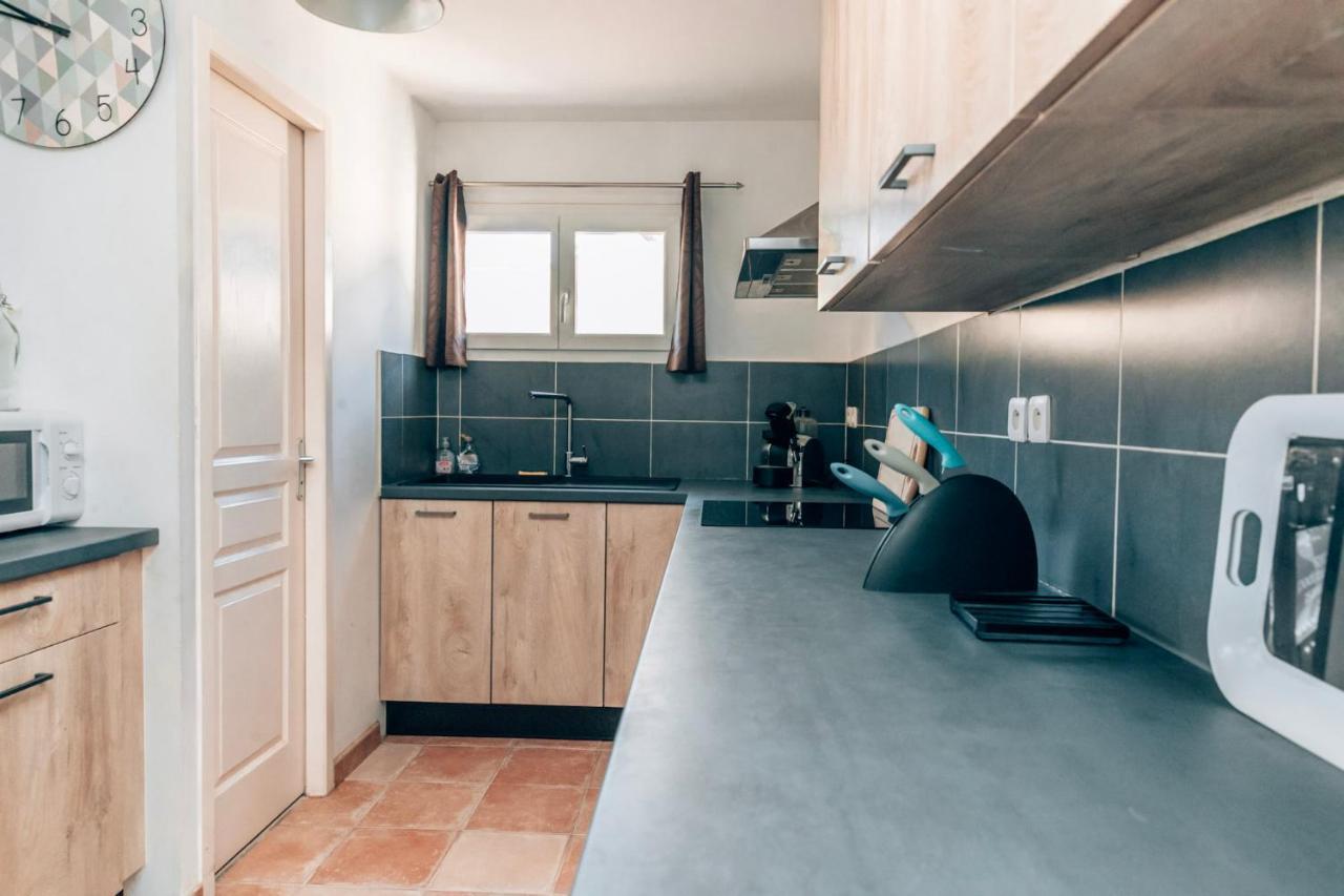 Maison Familiale Avec Piscine Privee, A Pied, Frais Obligatoires A Regler A L'arrivee, Linge 15e Par Pers & Menage 70e Par Sejour Profil Mandatory Fees In Cash To Be Paid On Arrival Linen 15e Per Person 70e Housekeeping Per * Sainte-Maxime