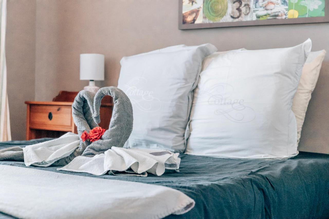 Villa Maison Familiale Avec Piscine Privee, A Pied, Frais Obligatoires A Regler A L'arrivee, Linge 15e Par Pers & Menage 70e Par Sejour Profil Mandatory Fees In Cash To Be Paid On Arrival Linen 15e Per Person 70e Housekeeping Per *