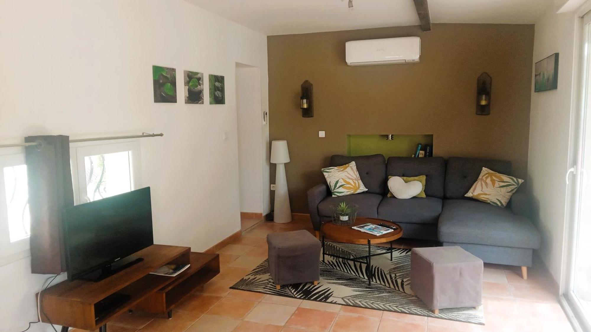 Villa Maison Familiale Avec Piscine Privee, A Pied, Frais Obligatoires A Regler A L'arrivee, Linge 15e Par Pers & Menage 70e Par Sejour Profil Mandatory Fees In Cash To Be Paid On Arrival Linen 15e Per Person 70e Housekeeping Per *